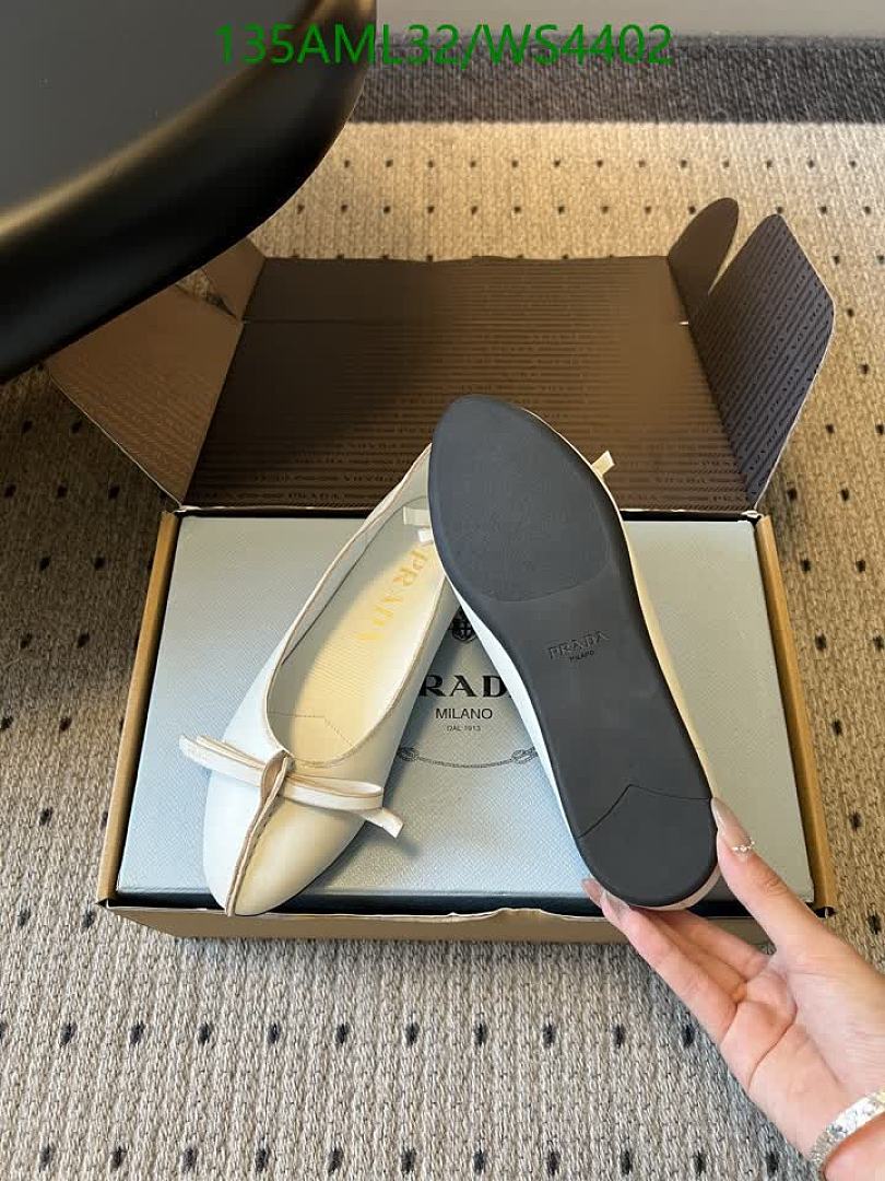 Prada-Women Shoes Code: WS4402 $: 135USD