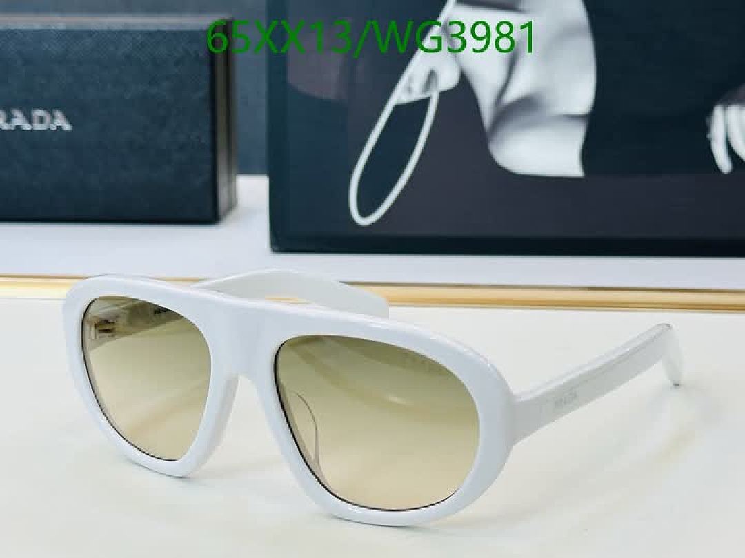 Prada-Glasses Code: WG3981 $: 65USD