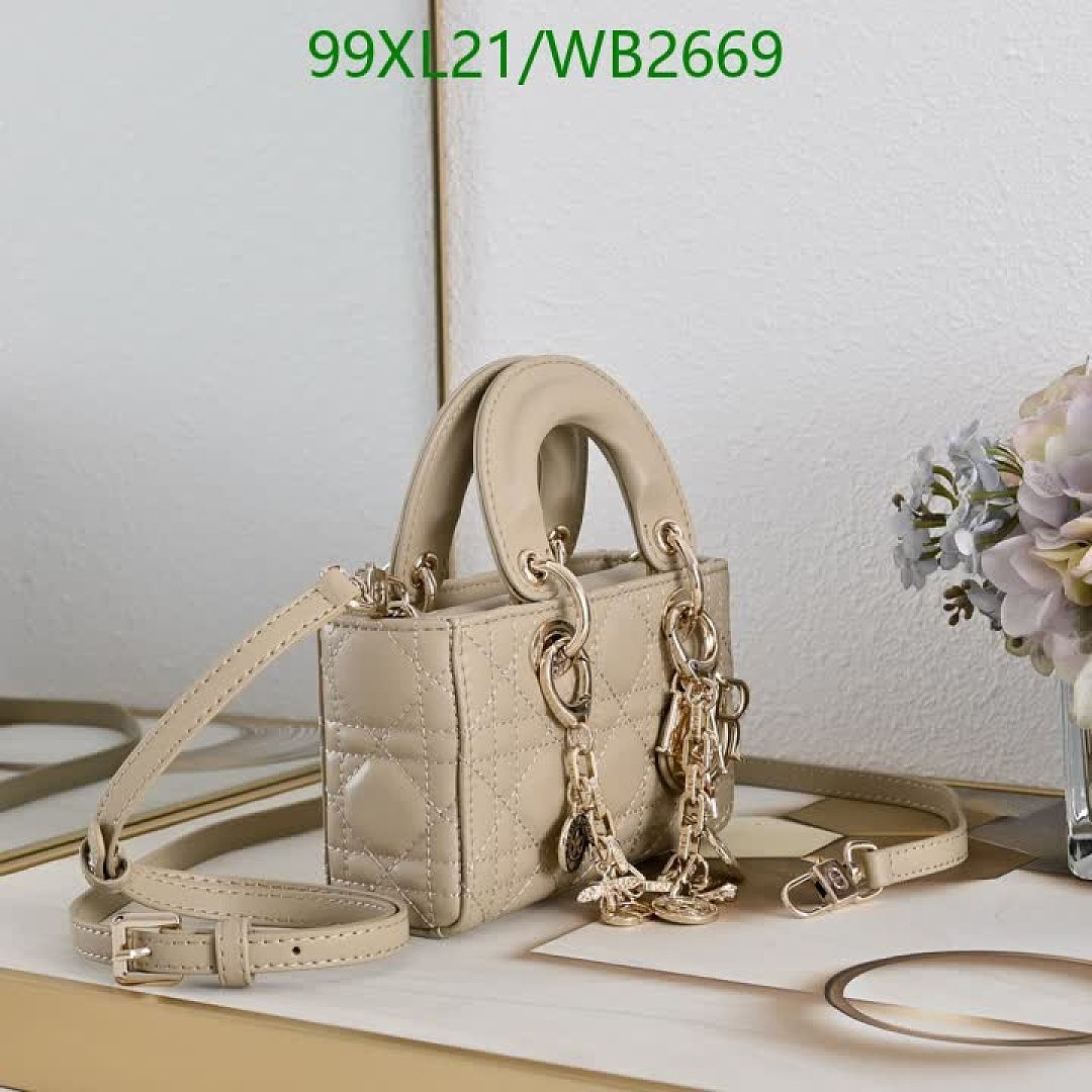 Dior-Bag-4A Quality Code: WB2669 $: 99USD