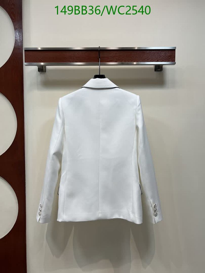 LV-Clothing Code: WC2540 $: 149USD