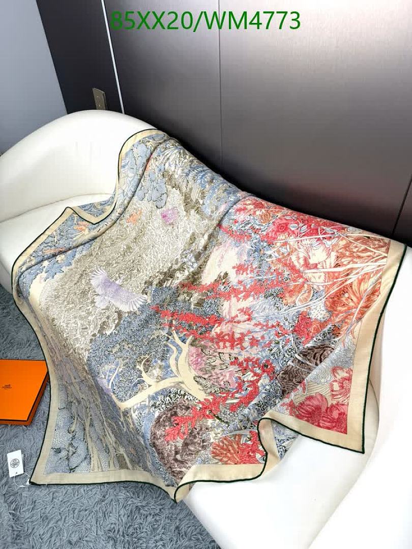 Hermes-Scarf Code: WM4773 $: 85USD