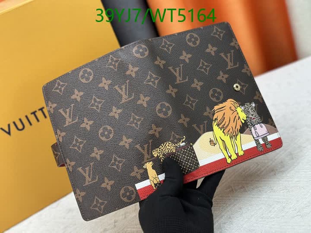 LV-Wallet-4A Quality Code: WT5164 $: 39USD