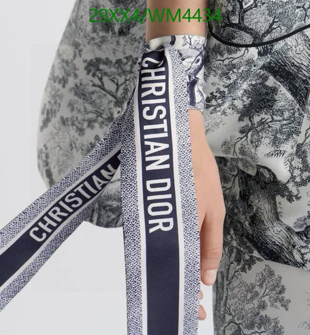Dior-Scarf Code: WM4434 $: 29USD