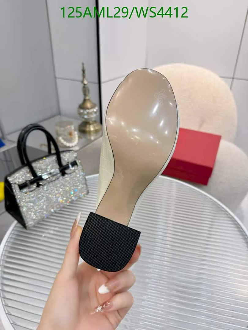 Valentino-Women Shoes Code: WS4412 $: 125USD