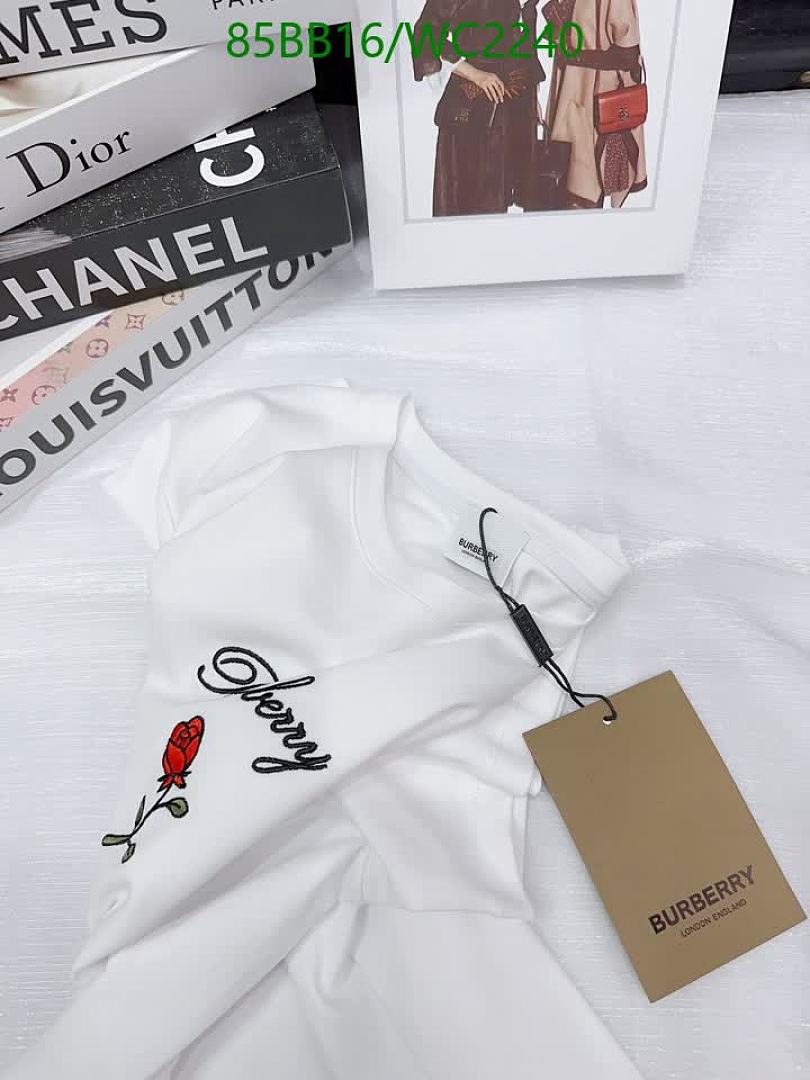 Burberry-Clothing Code: WC2240 $: 85USD