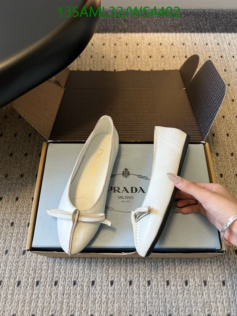 Prada-Women Shoes Code: WS4402 $: 135USD