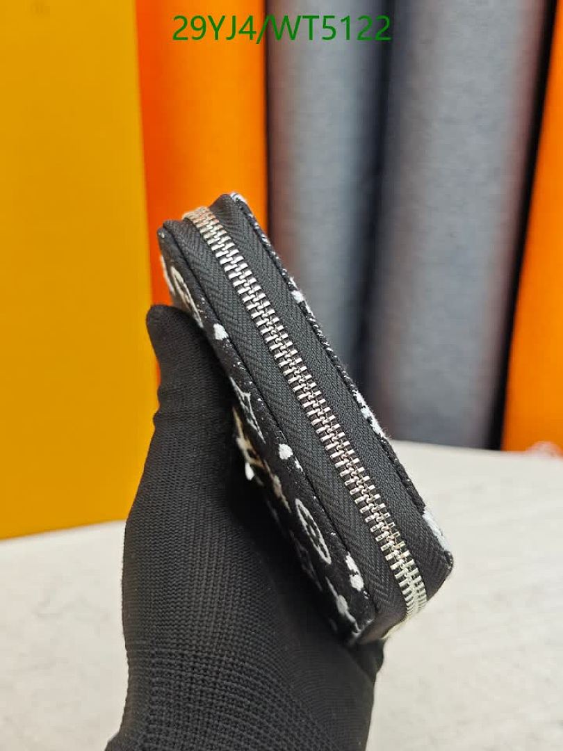 LV-Wallet-4A Quality Code: WT5122 $: 29USD