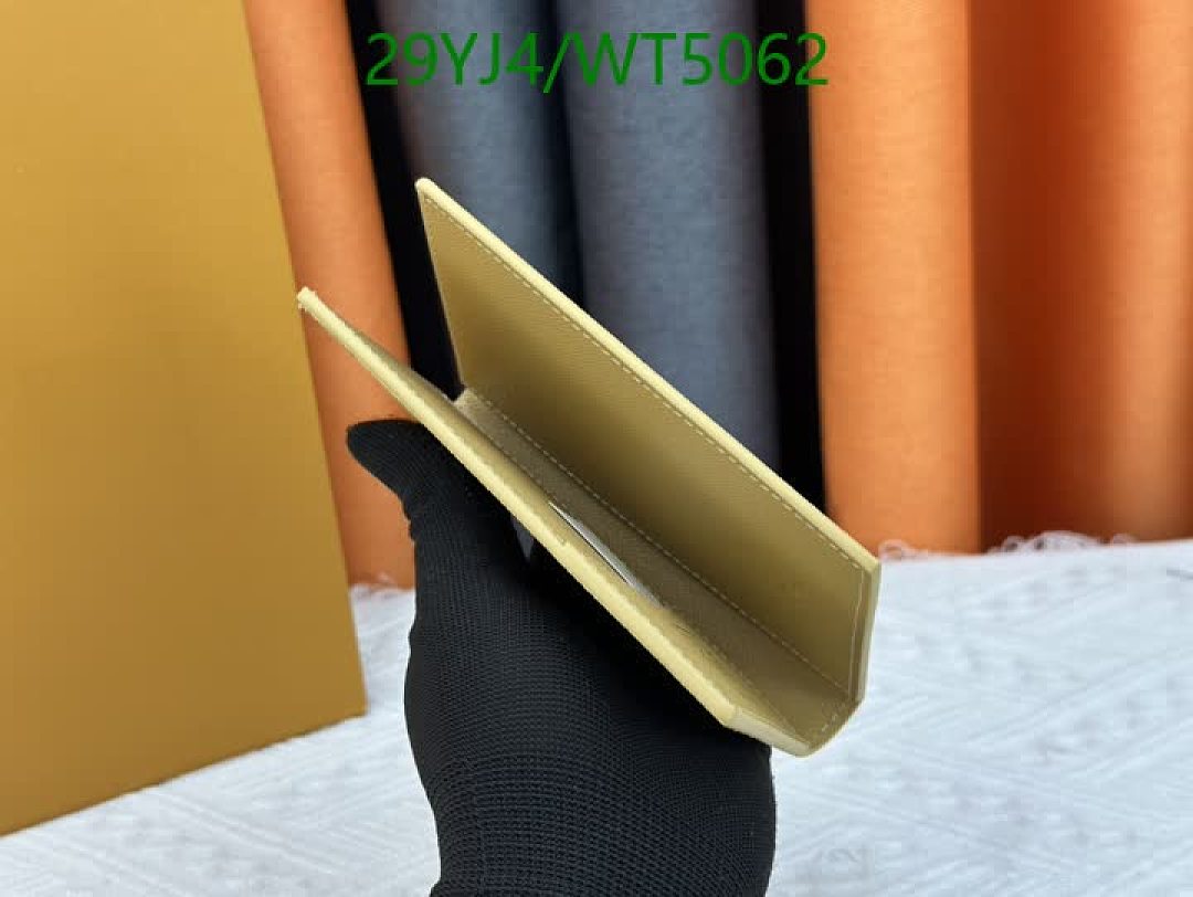 LV-Wallet-4A Quality Code: WT5062 $: 29USD