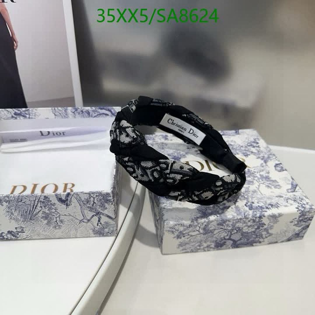 Dior-Headband Code: SA8624 $: 35USD
