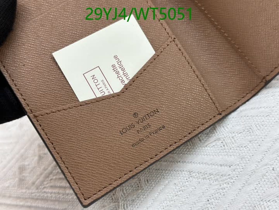 LV-Wallet-4A Quality Code: WT5051 $: 29USD