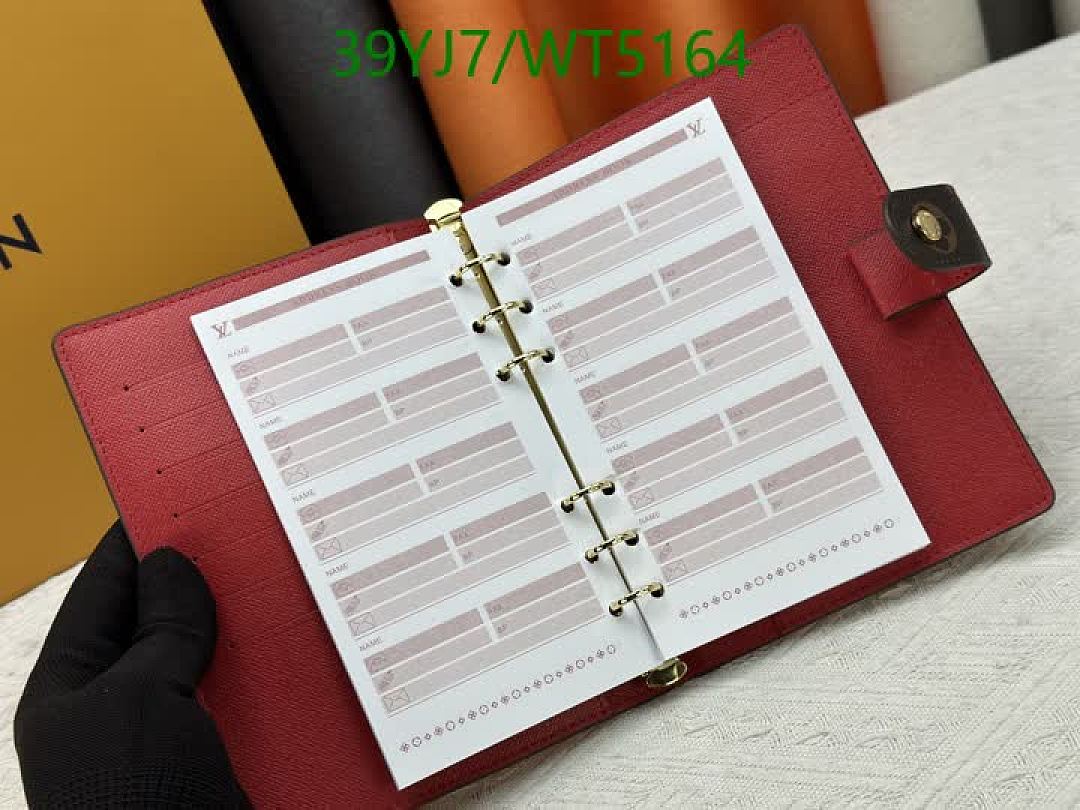 LV-Wallet-4A Quality Code: WT5164 $: 39USD