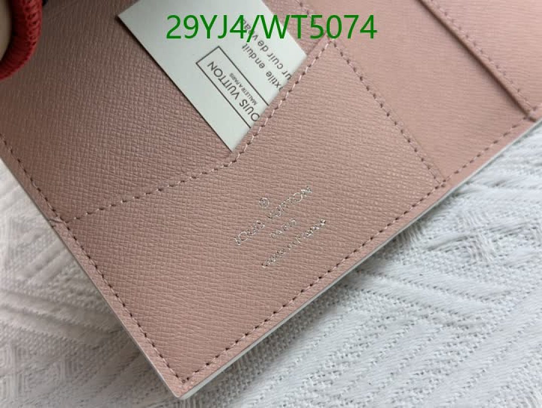 LV-Wallet-4A Quality Code: WT5074 $: 29USD