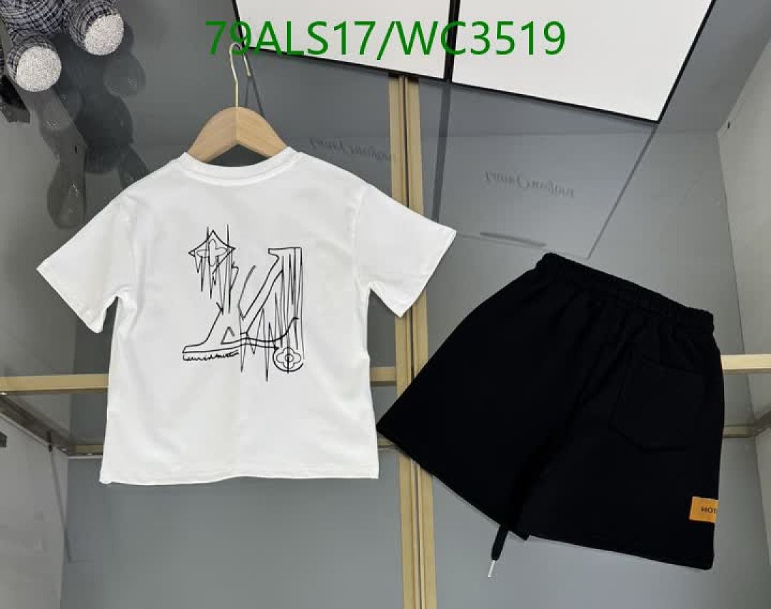 LV-Kids Clothing Code: WC3519 $: 79USD
