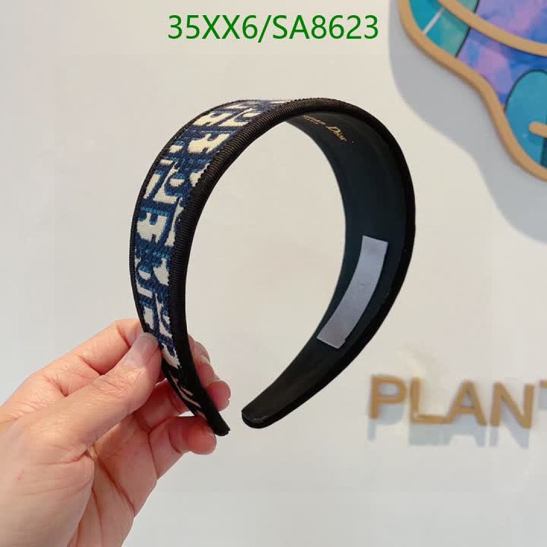 Dior-Headband Code: SA8623 $: 35USD