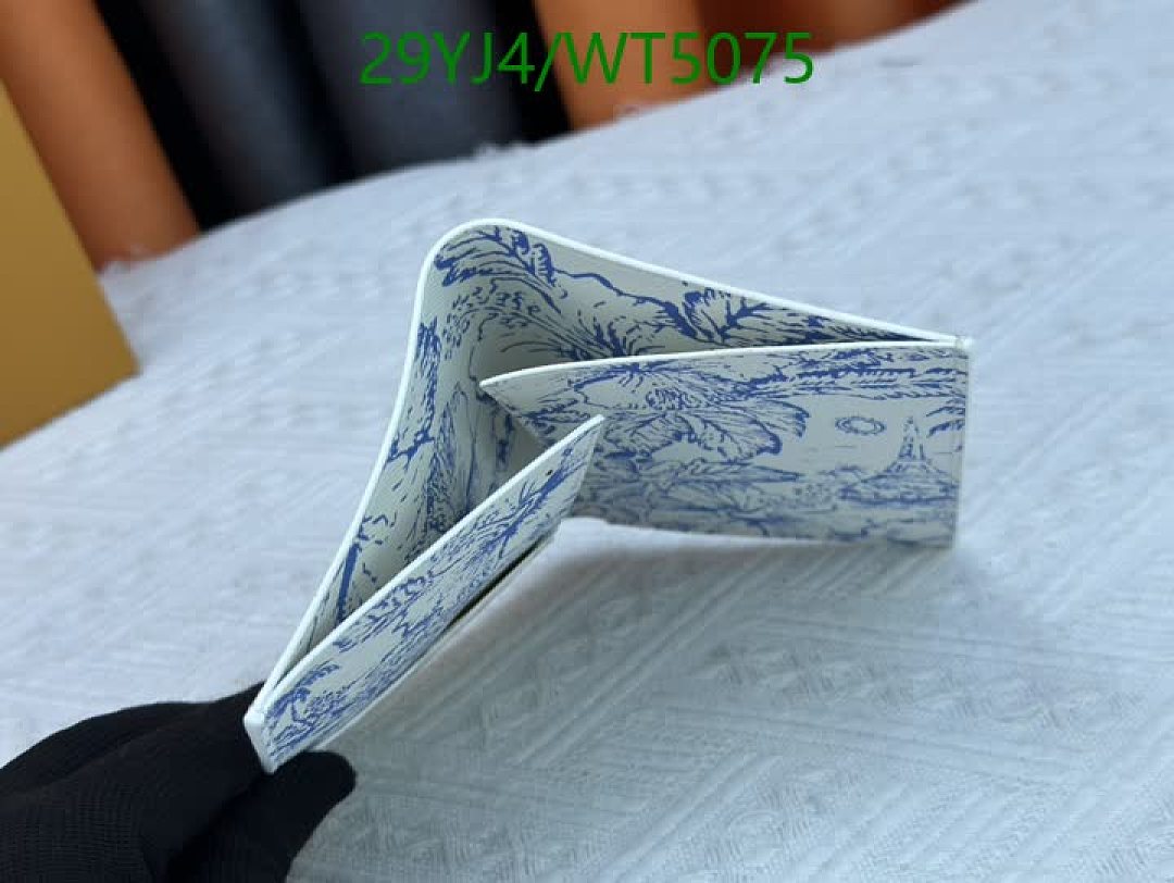 LV-Wallet-4A Quality Code: WT5075 $: 29USD