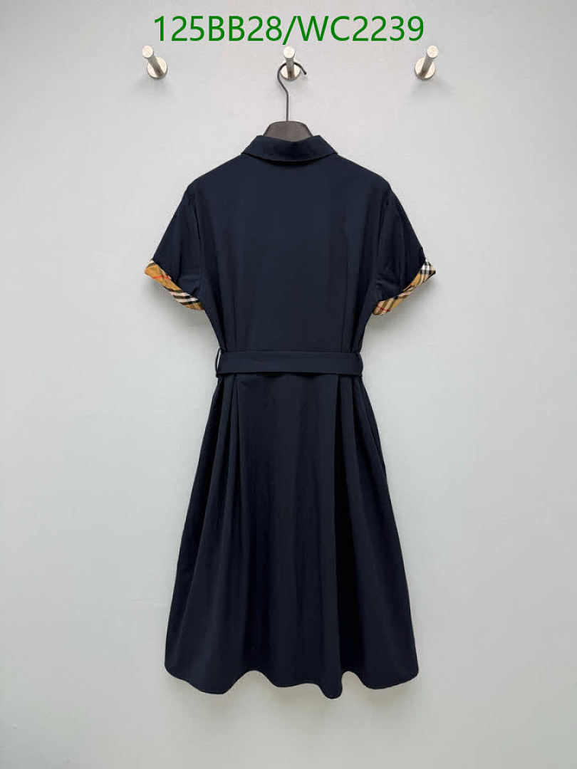 Burberry-Clothing Code: WC2239 $: 125USD