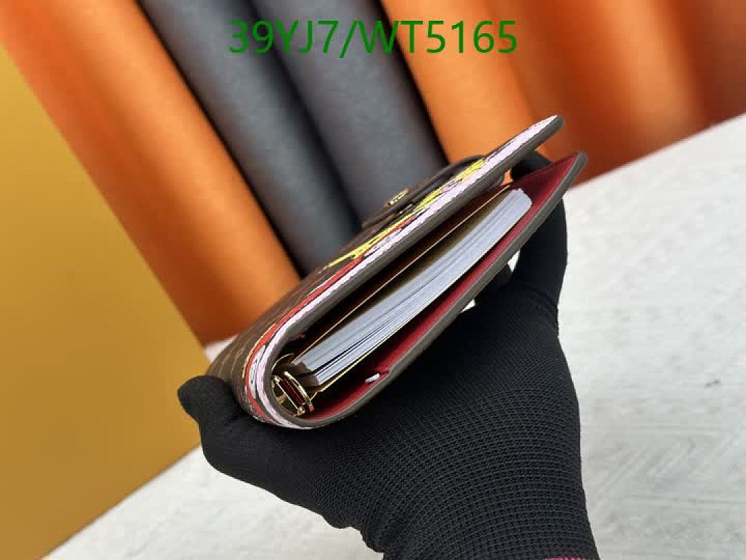 LV-Wallet-4A Quality Code: WT5165 $: 39USD