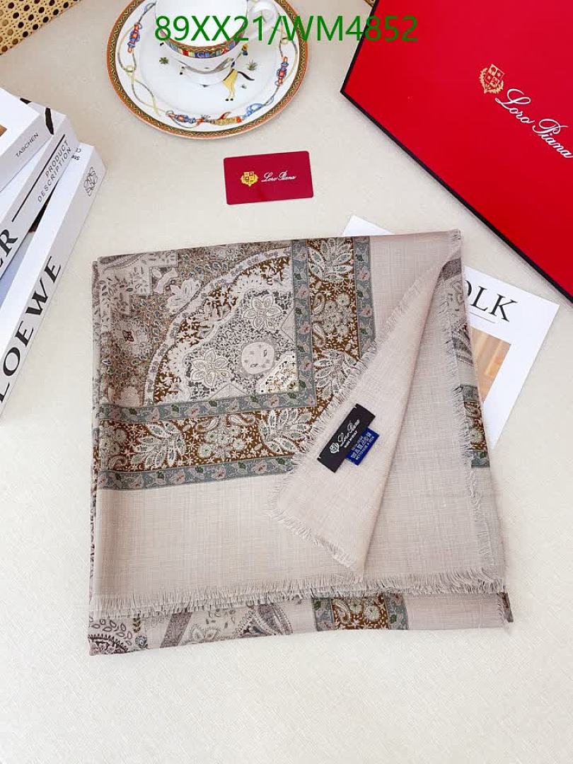 Loro Piana-Scarf Code: WM4852 $: 89USD