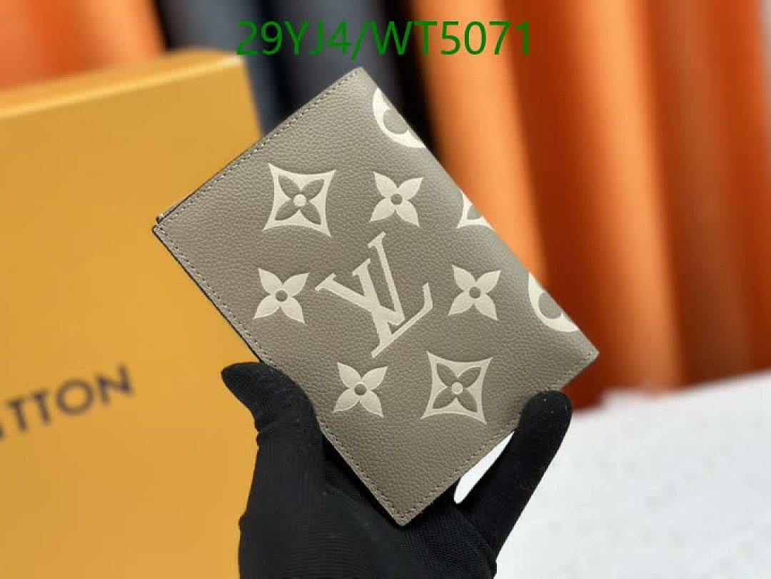LV-Wallet-4A Quality Code: WT5071 $: 29USD
