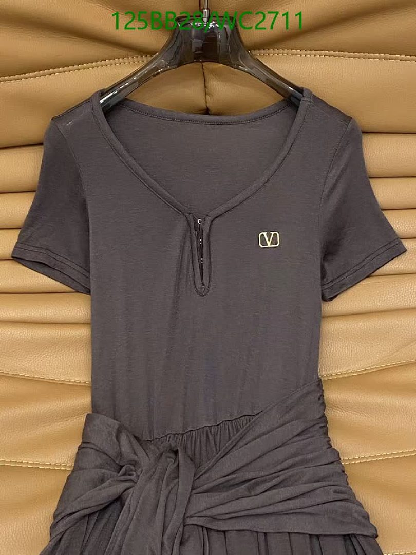 Valentino-Clothing Code: WC2711 $: 125USD