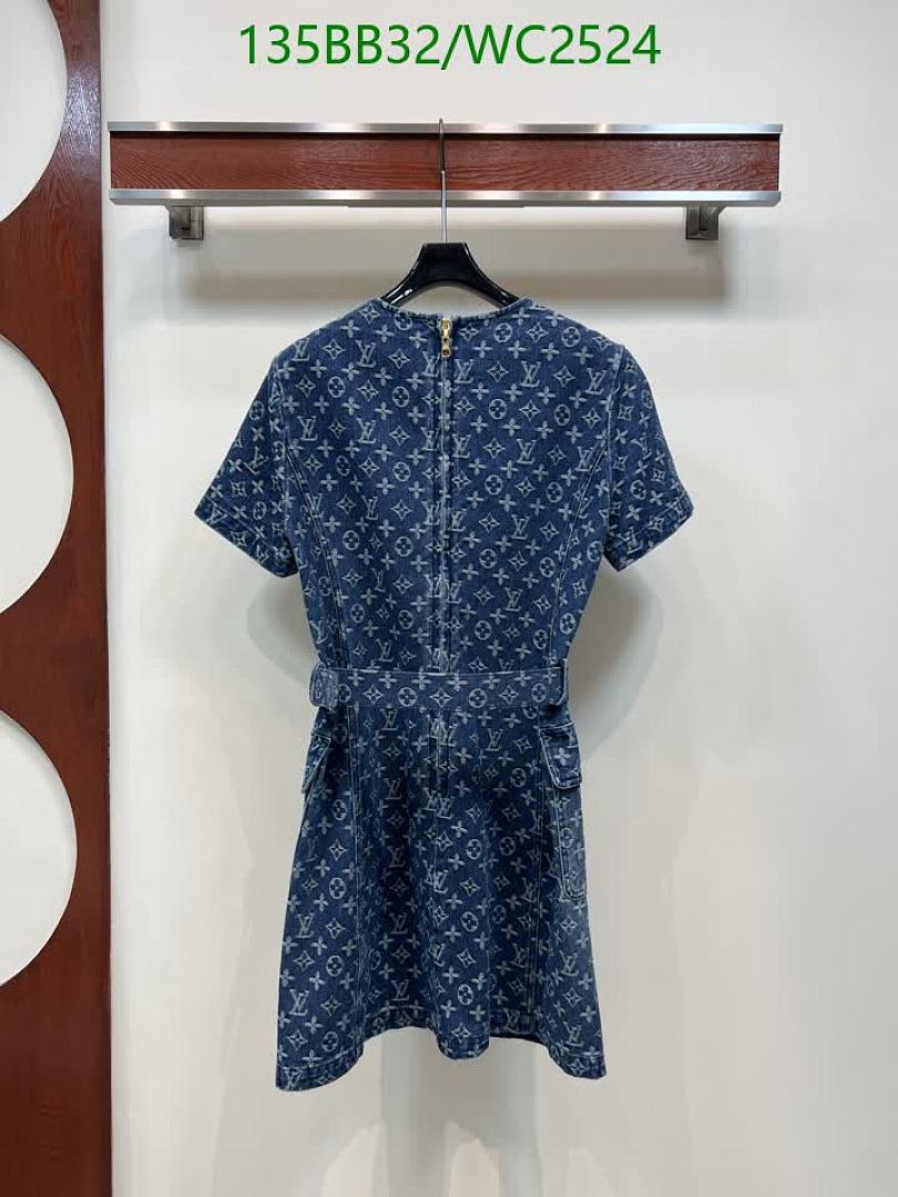 LV-Clothing Code: WC2524 $: 135USD