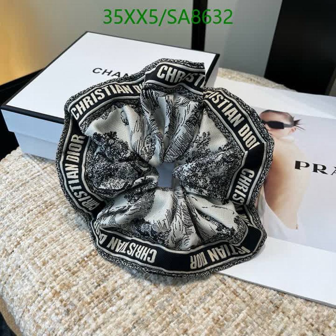 Dior-Headband Code: SA8632 $: 35USD