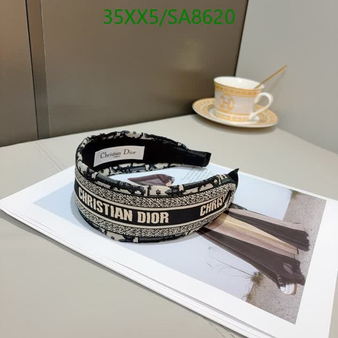 Dior-Headband Code: SA8620 $: 35USD