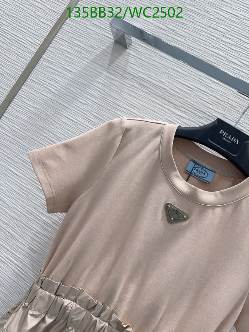 LV-Clothing Code: WC2502 $: 135USD