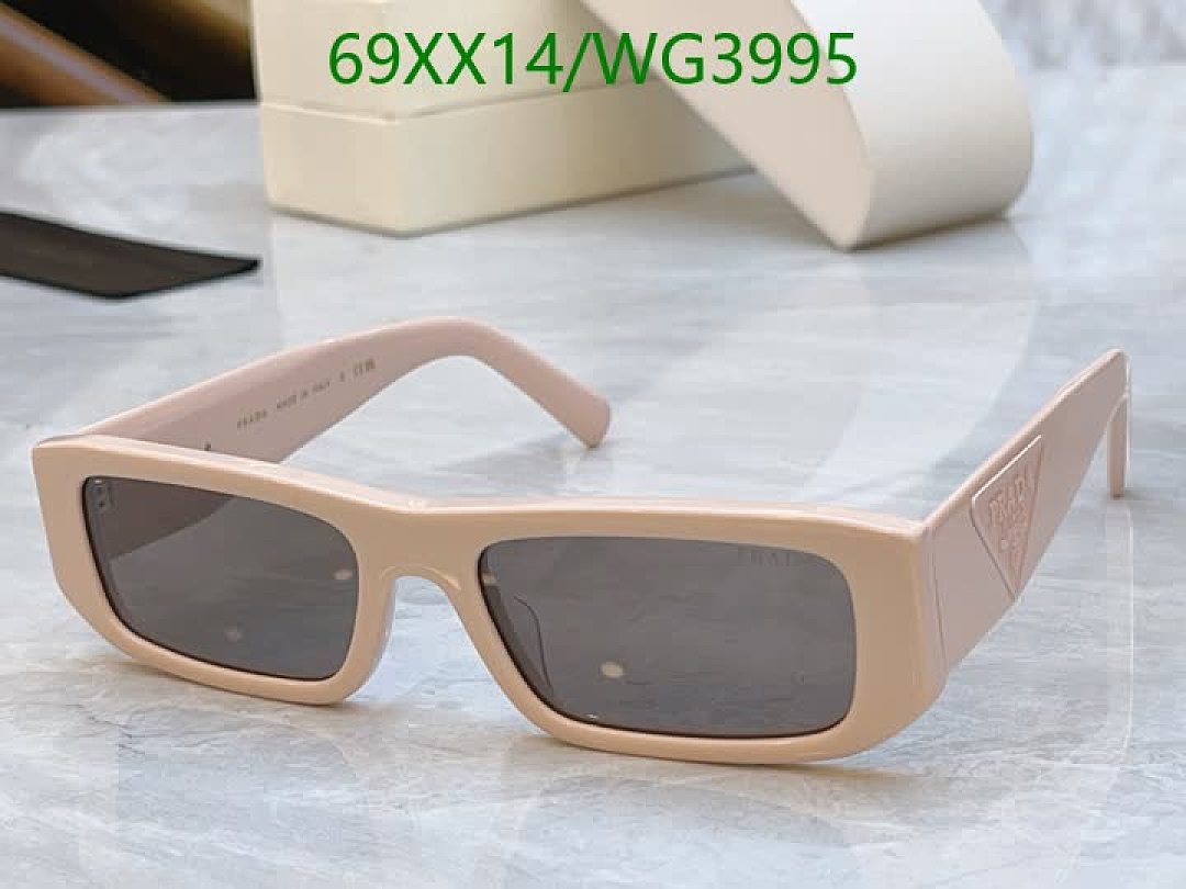 Prada-Glasses Code: WG3995 $: 69USD