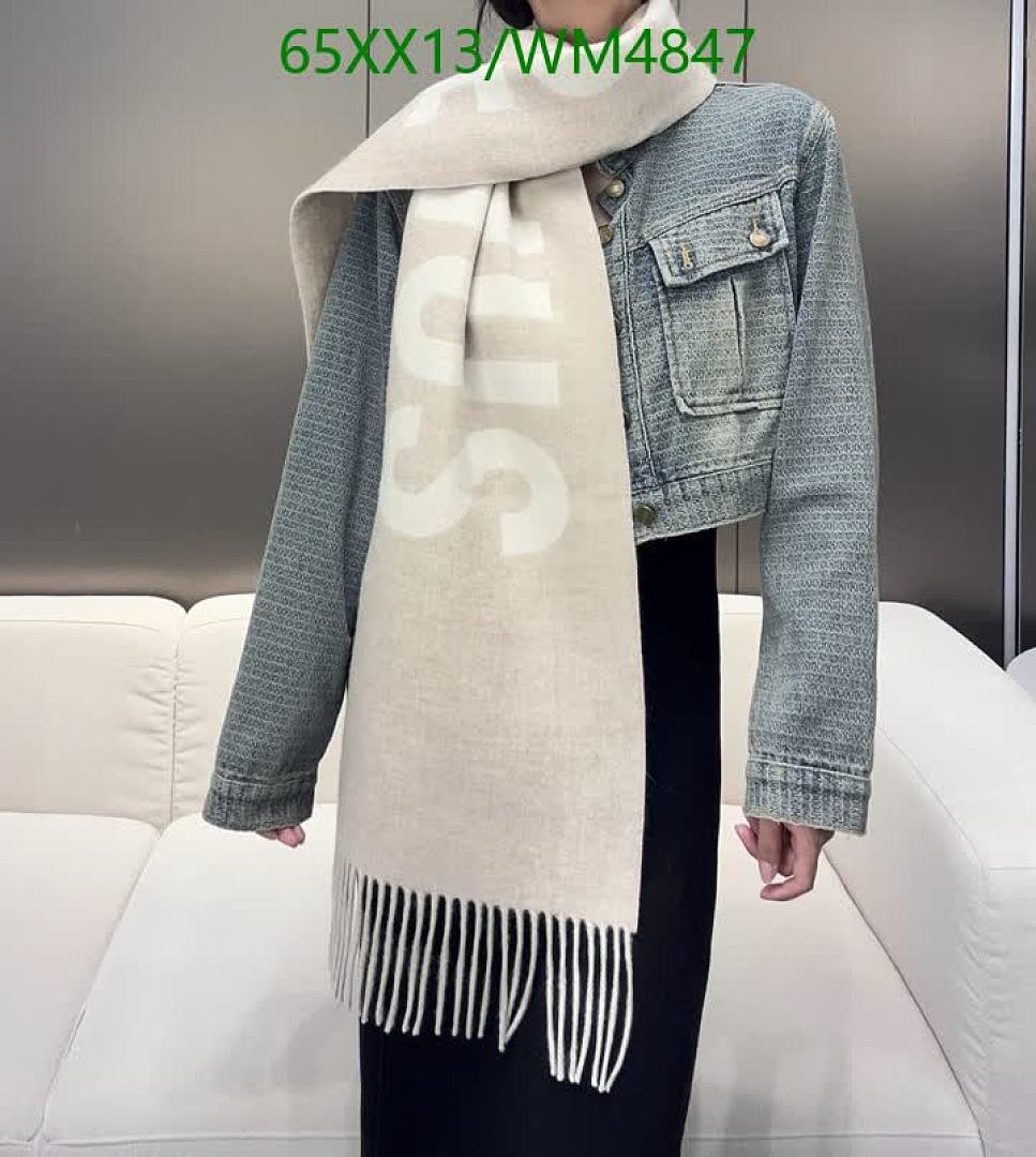 Jacquemus-Scarf Code: WM4847 $: 65USD