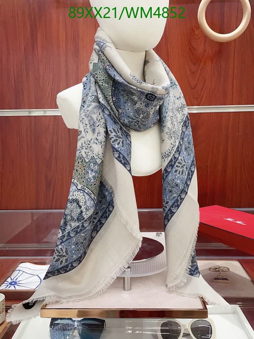 Loro Piana-Scarf Code: WM4852 $: 89USD