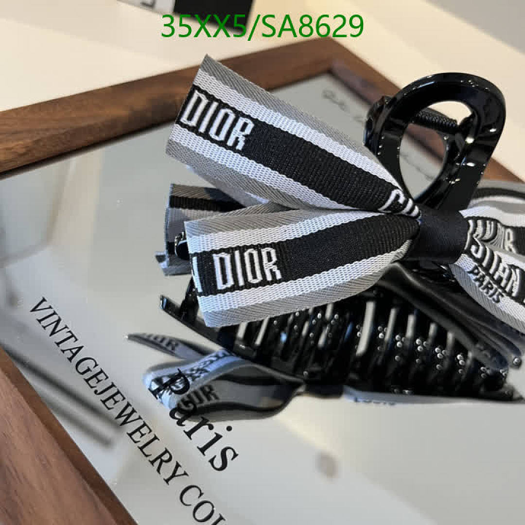 Dior-Headband Code: SA8629 $: 35USD