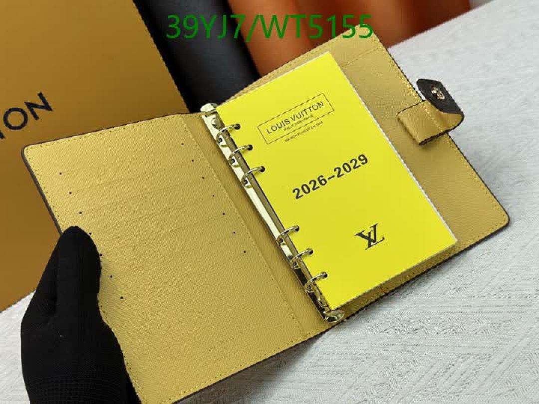 LV-Wallet-4A Quality Code: WT5155 $: 39USD