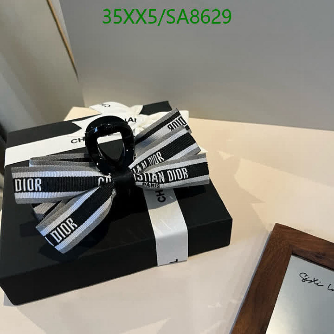 Dior-Headband Code: SA8629 $: 35USD