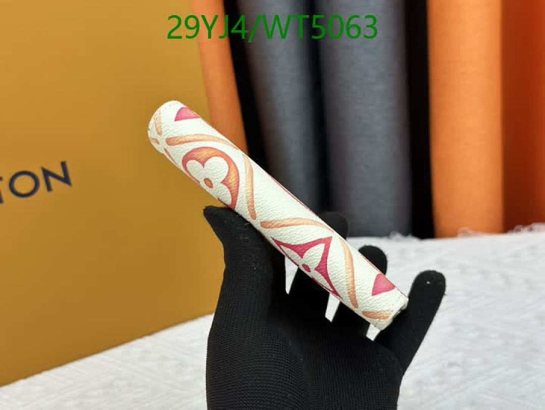 LV-Wallet-4A Quality Code: WT5063 $: 29USD
