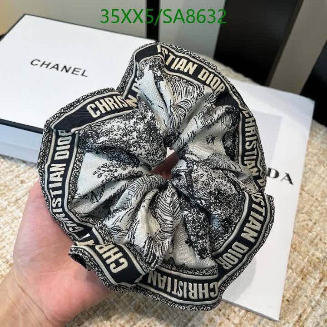 Dior-Headband Code: SA8632 $: 35USD