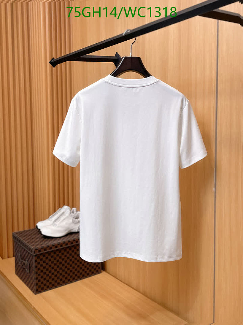 Moncler-Clothing Code: WC1318 $: 75USD