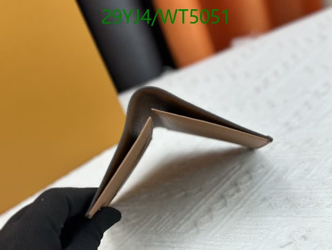 LV-Wallet-4A Quality Code: WT5051 $: 29USD