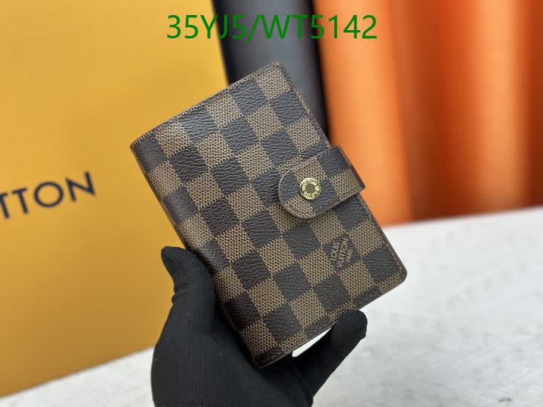 LV-Wallet-4A Quality Code: WT5142 $: 35USD