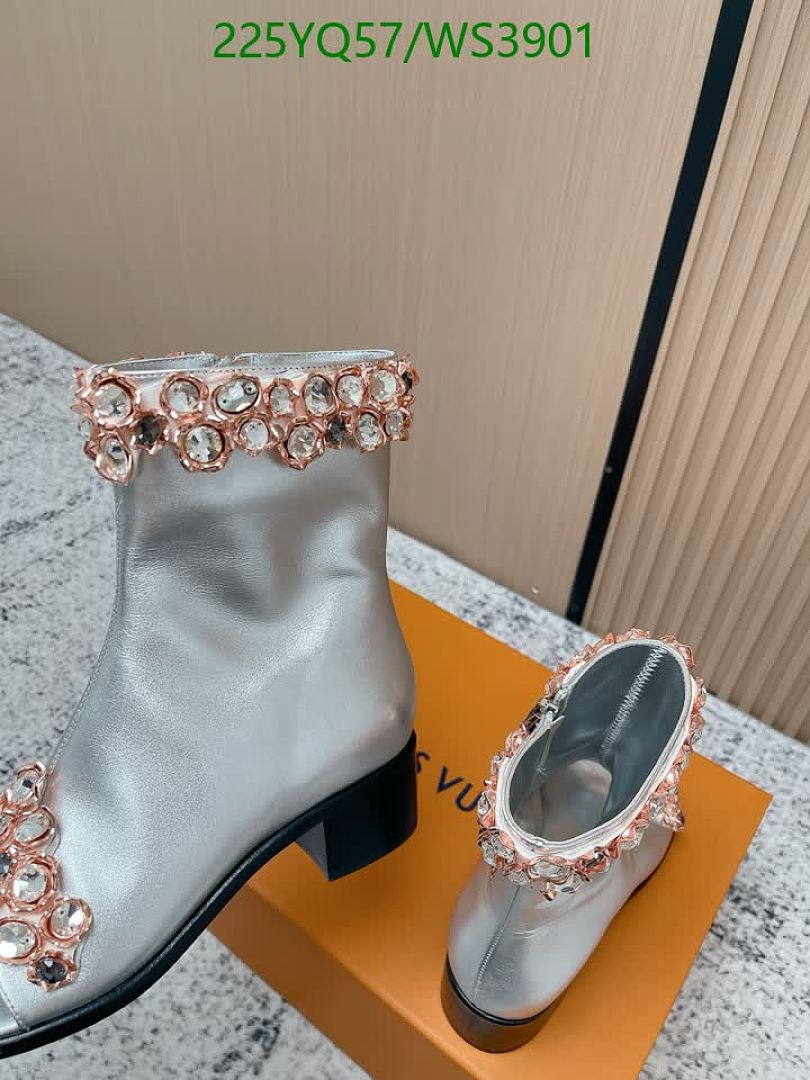 Boots-Women Shoes Code: WS3901 $: 225USD