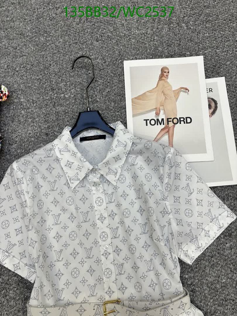 LV-Clothing Code: WC2537 $: 135USD