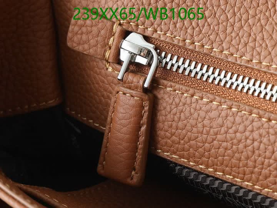 Prada-Bag-Mirror Quality Code: WB1065 $: 239USD