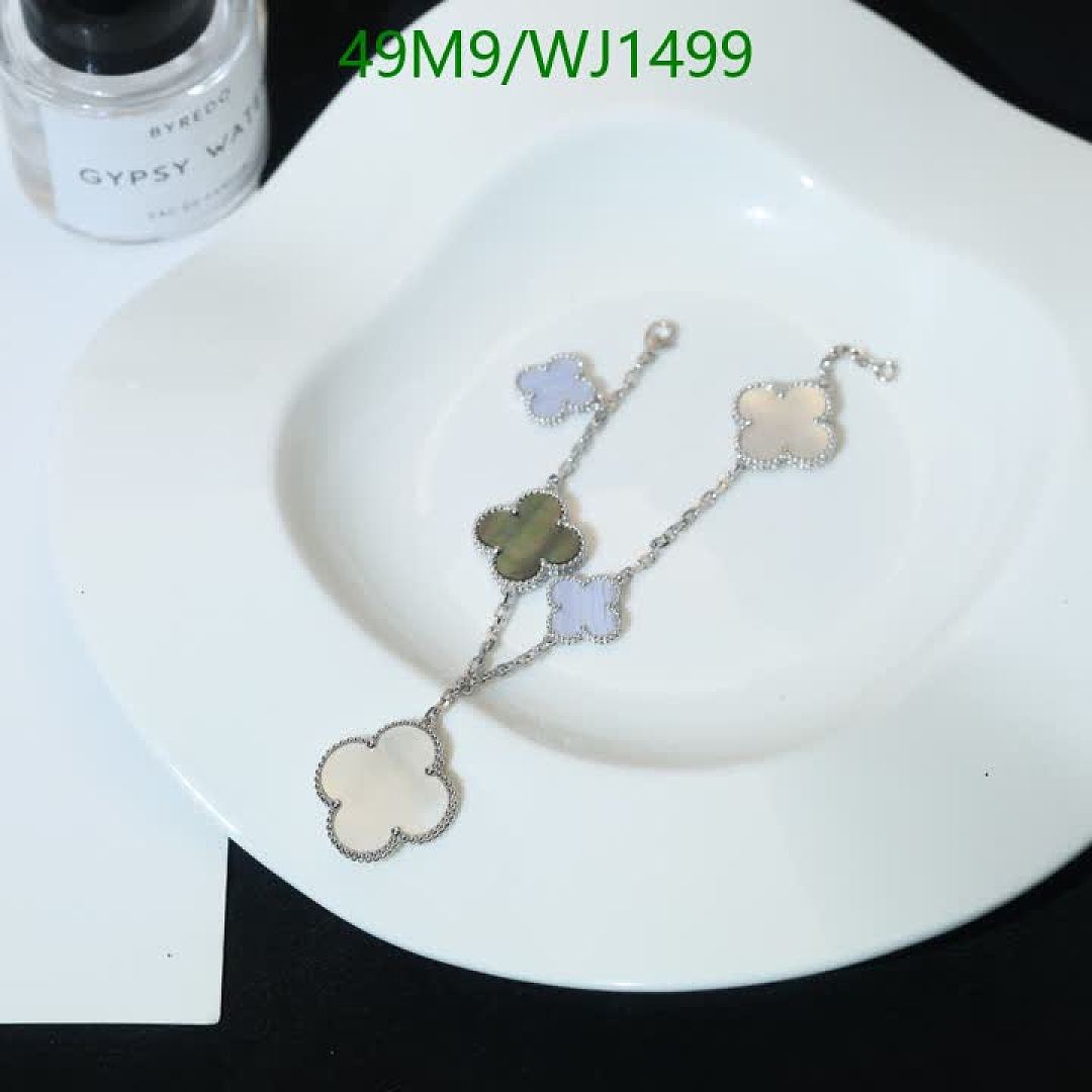 Van Cleef & Arpels-Jewelry Code: WJ1499 $: 49USD