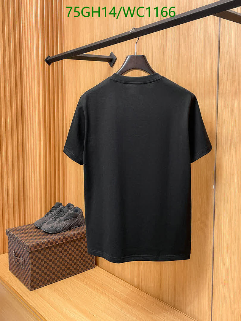 Burberry-Clothing Code: WC1166 $: 75USD