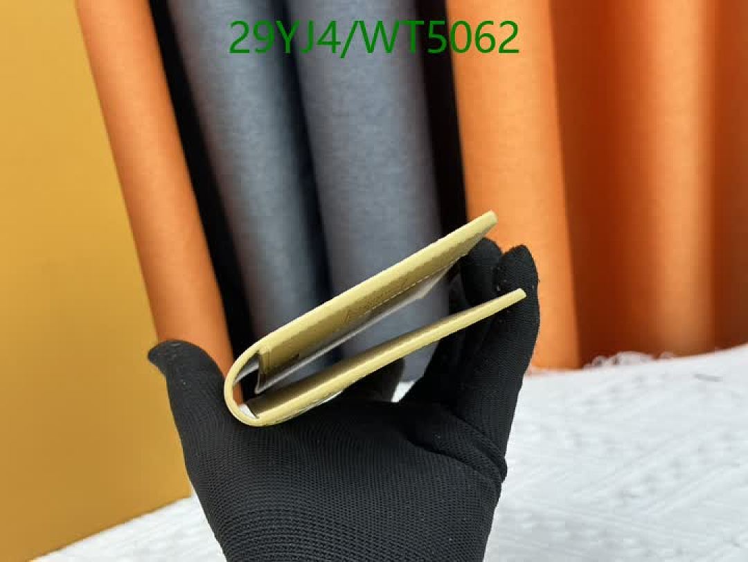 LV-Wallet-4A Quality Code: WT5062 $: 29USD