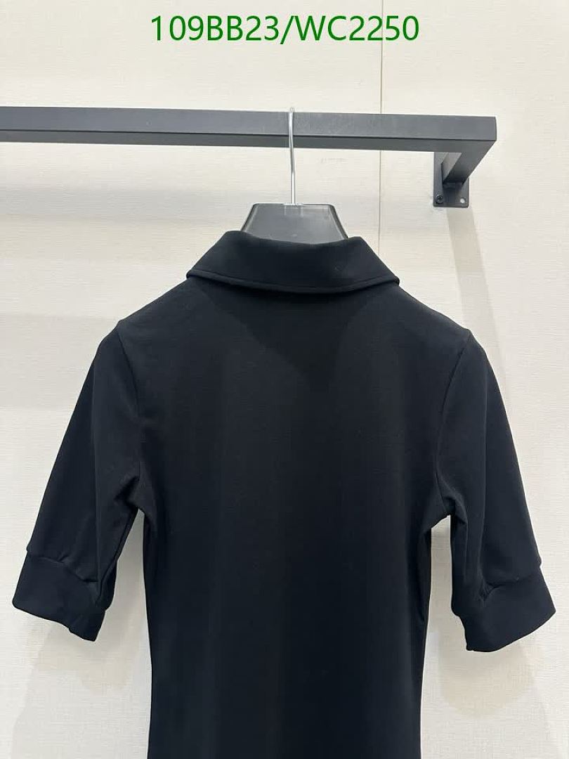 Celine-Clothing Code: WC2250 $: 109USD