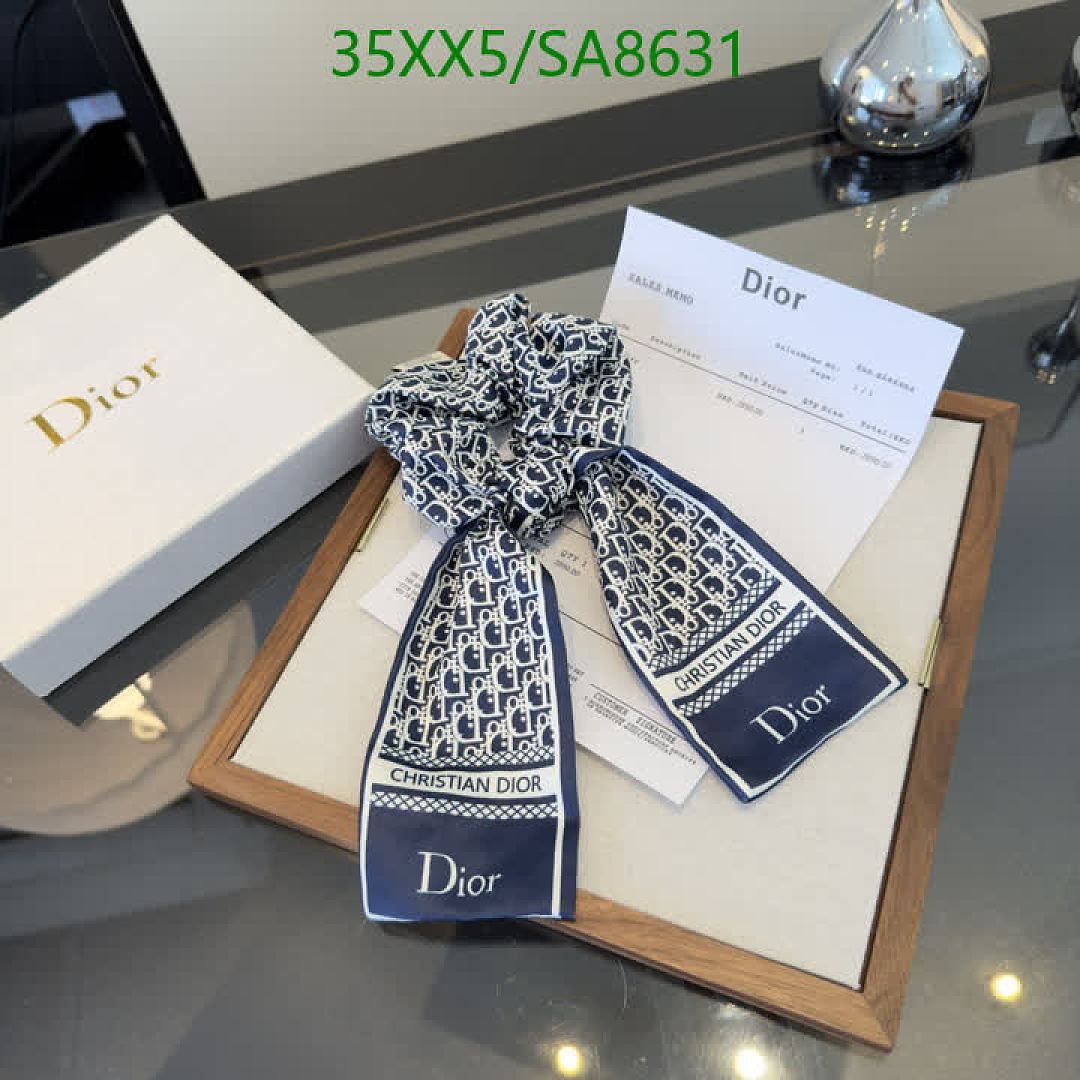 Dior-Headband Code: SA8631 $: 35USD