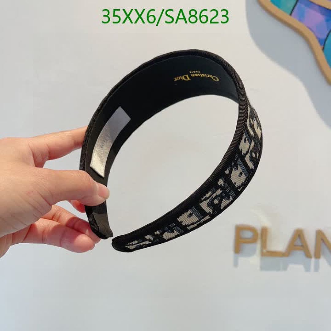 Dior-Headband Code: SA8623 $: 35USD