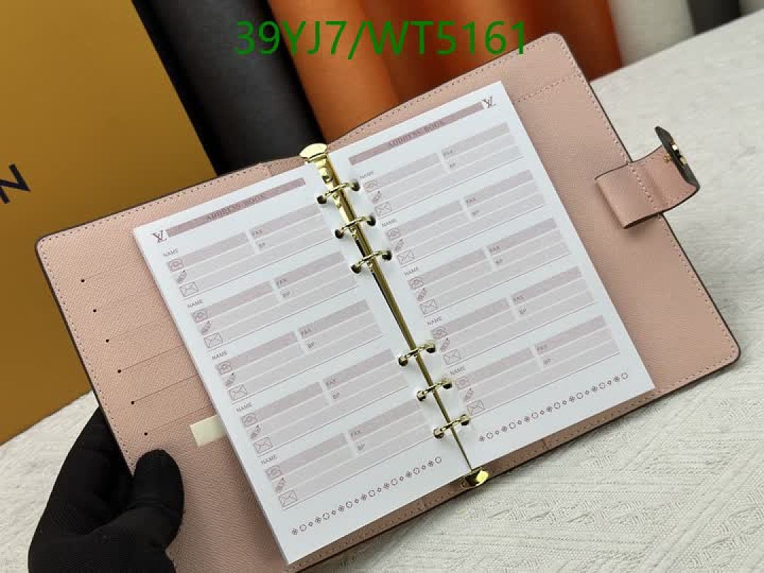 LV-Wallet-4A Quality Code: WT5161 $: 39USD