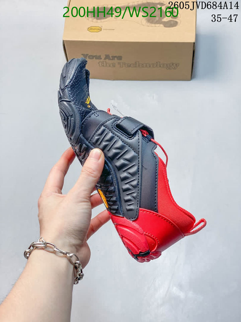 Vibram-Men shoes Code: WS2160 $: 200USD